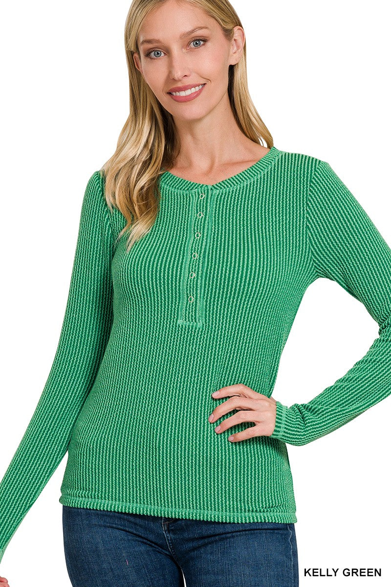 KELLY GREEN TEXTURED LINE LONG SLEEVE BUTTON DOWN TOP